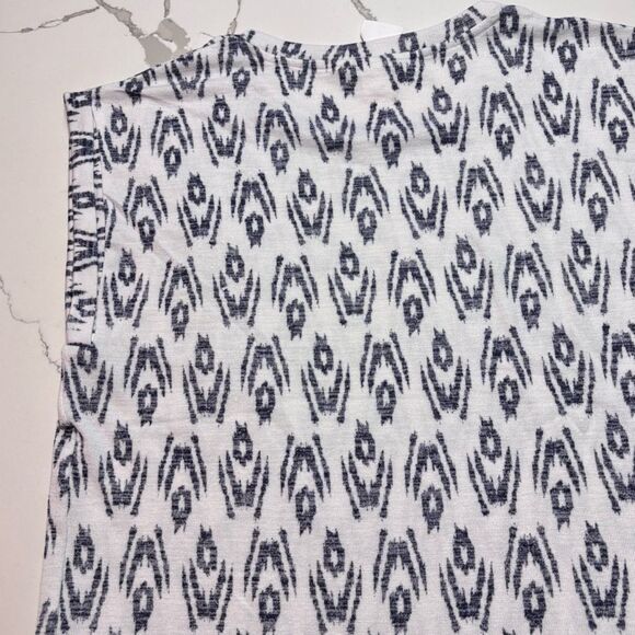 Gap | Women’s White Black Sleeveless Knit Geometric Printed Shirt Blouse Size S - Picture 7 of 16